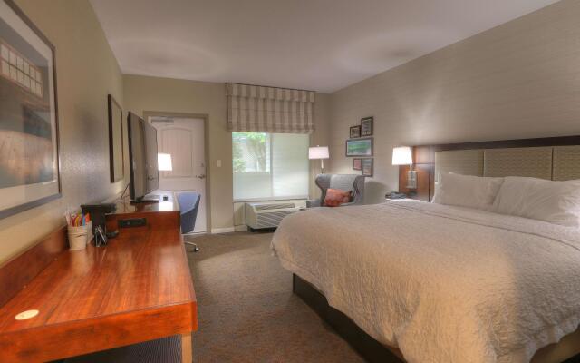 Hampton Inn Gatlinburg Historic Nature Trail