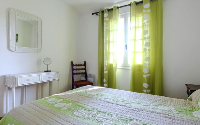 Boutique Holiday Home in Bormes-les-Mimosas with Pool