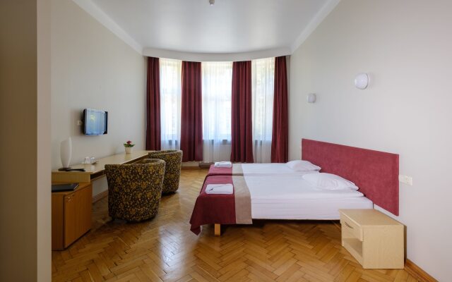 Hotel Metropolis