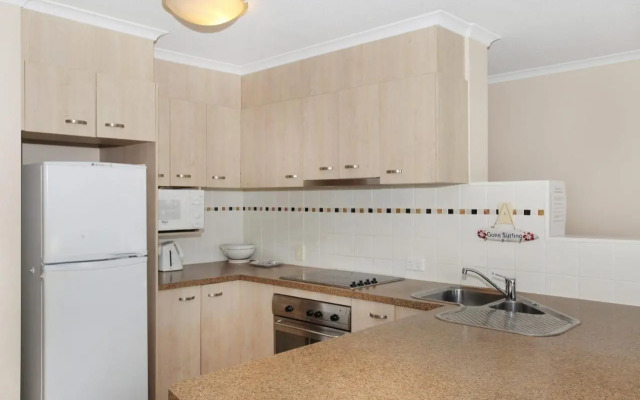 Unit 3 'On the Park', Coolum Beach