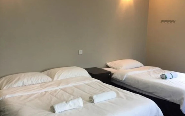 OYO 90019 Homestay Muar