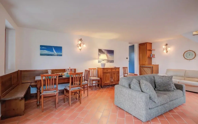 Villa Iris-lakeview & Shared Pool