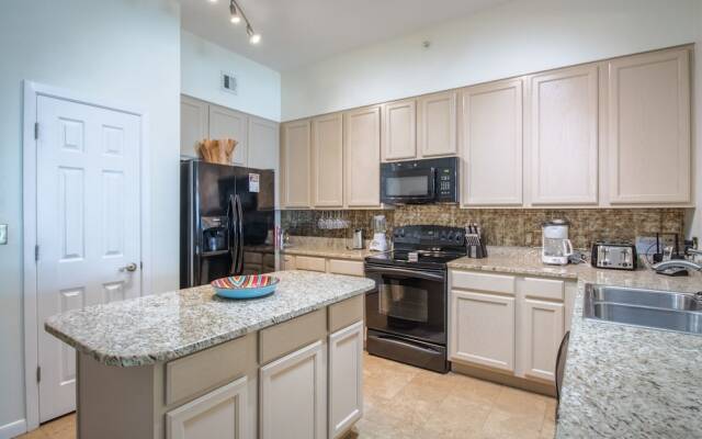 Legacy I 1403 Penthouse