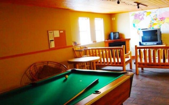 The Apex Mountain Inn