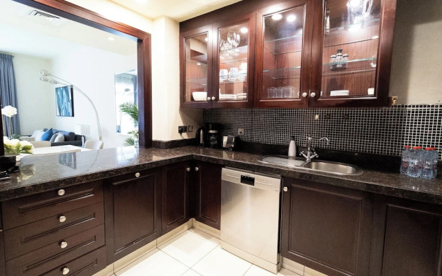Reehan 1 - Happy Season - 2BR - Downtown