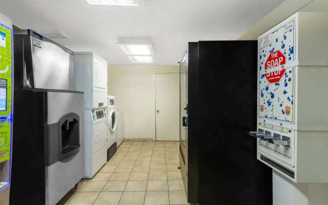 Travelodge by Wyndham Essington / Philadelphia Airport