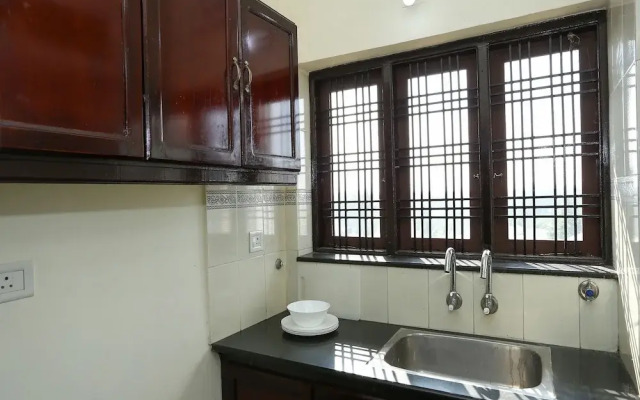OYO 23654 Home Cozy 2BHK Aluva Metro Station