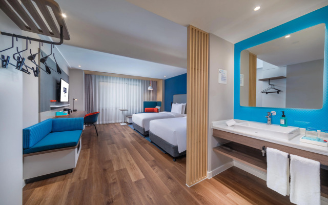 Holiday Inn Express Ningbo City Center by IHG