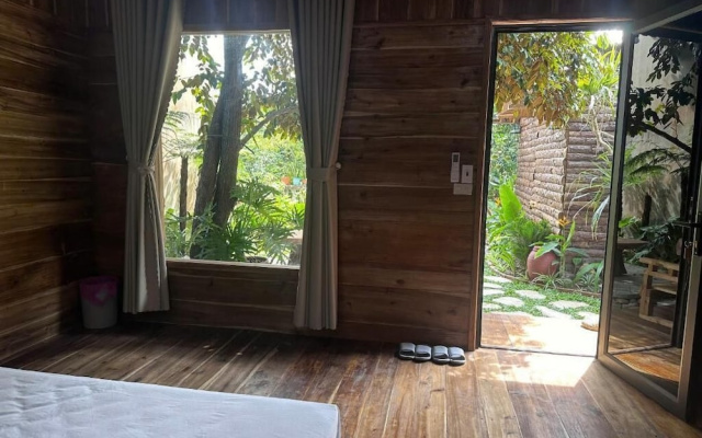 Wood Haven Homestay