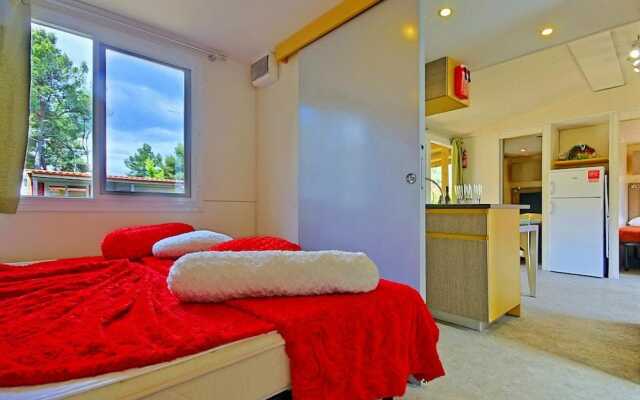 Camping Adria Mobile Homes Lanterna