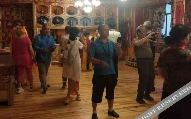 Yajiang Guya Shengshan Hotel