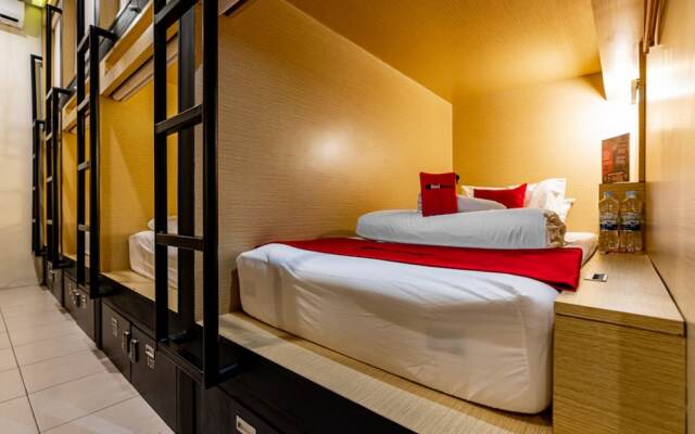 Reddoorz Hostel @ Pod House Makassar