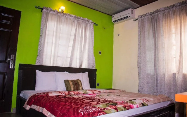 Impex Edge Hotel And Suites