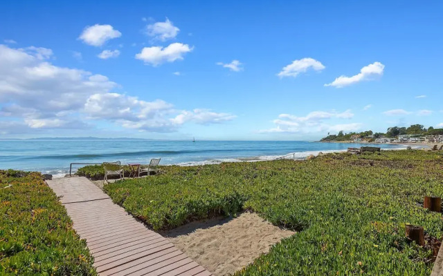 Garden Cottage - Miramar Beach With Shared Deck