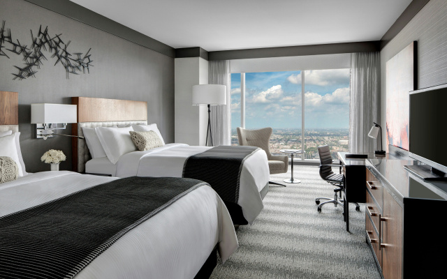 Loews Chicago Hotel