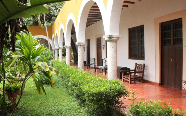 Hacienda Blanca Flor