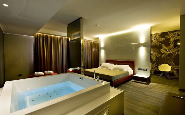 Viola Mhotel