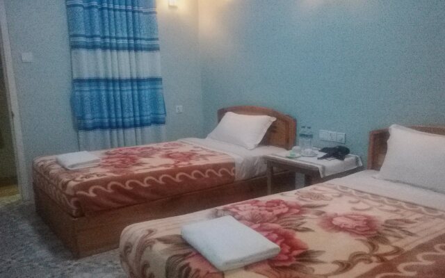 Hostel Roma Inn