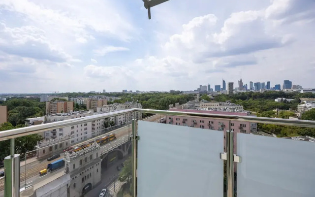 15th Floor Studio in Warsaw by Renters