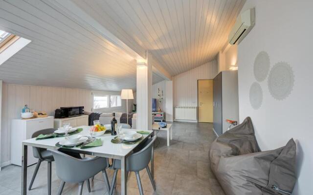 White Paradise Rooftop Stunning Lake View