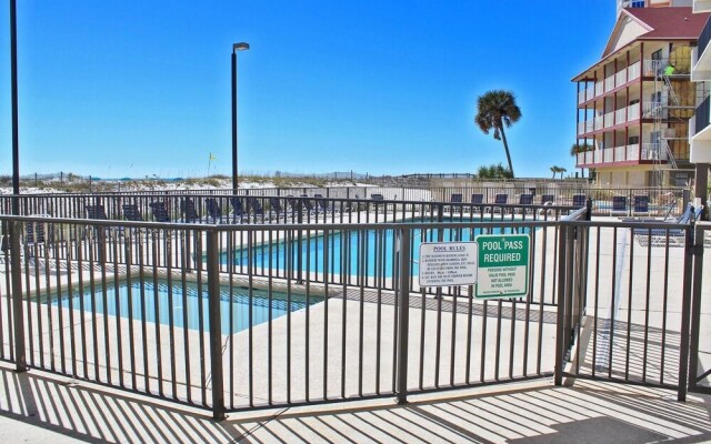 Island Winds East 605