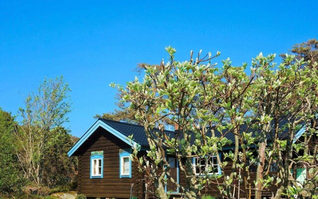 4 Person Holiday Home in Fiskebäckskil