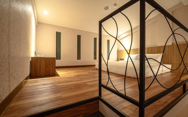 Yunoyado Onsen Hotspring Hotel Deyang