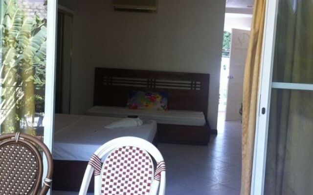 Bougainvilla Hotel