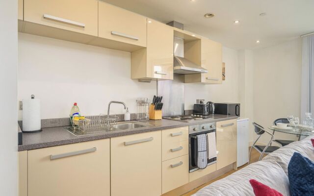 Charming 1-bed Apartment in Leeds