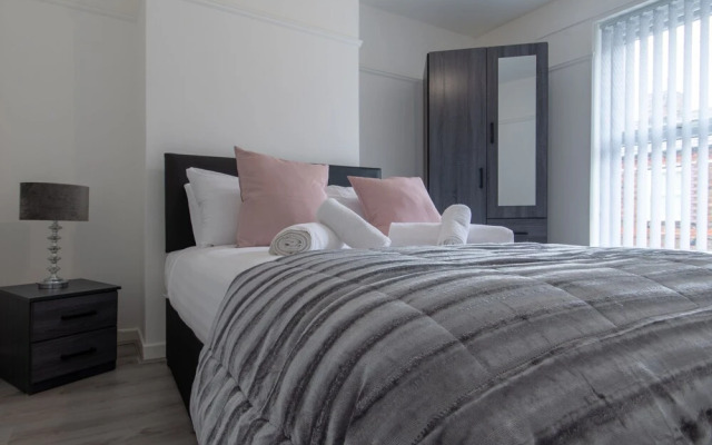 Lux Apartments 3 Bedroom House - Bala