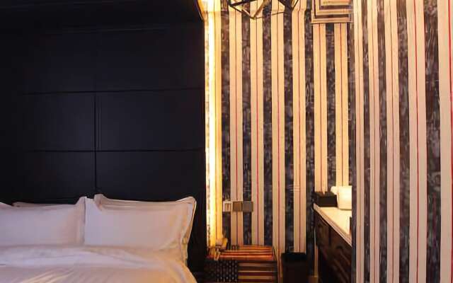 Q+ Wei'ai Boutique Fashion Hotel