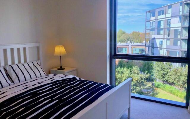 Brilliant Toorak Park Apartment GardenView FreeParking SmartTV