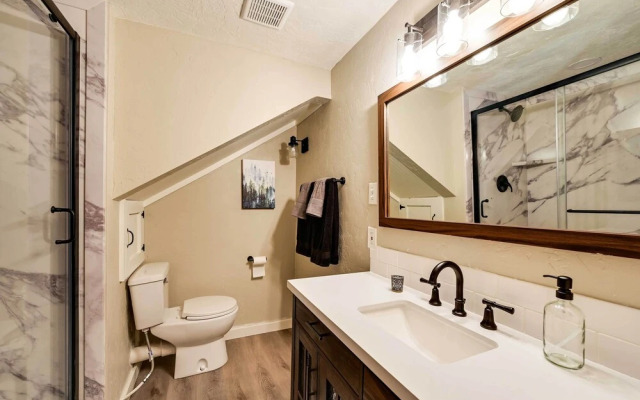 Secluded Garden Valley Cabin w/ Deck & Views!