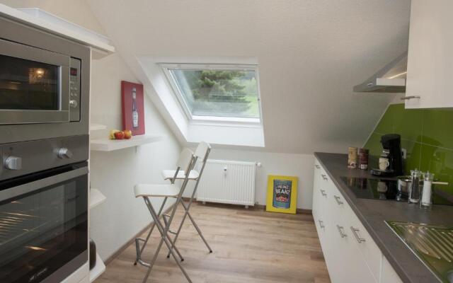 Schanzenstraße 15-R