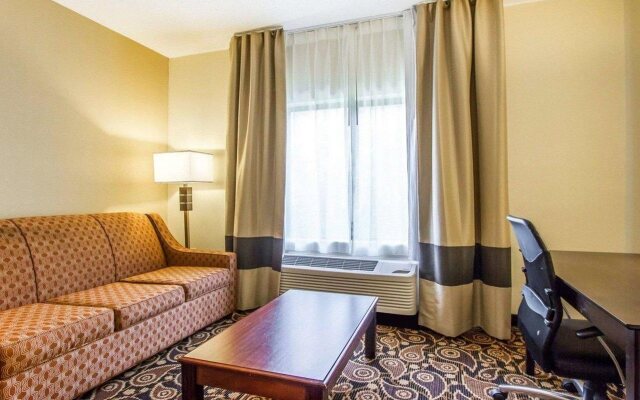 Comfort Suites Mobile East Bay