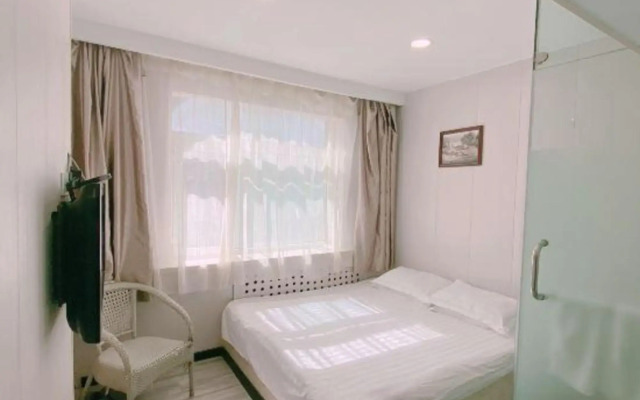 Xilong Hotel (Harbin Central Avenue Children's Hospital)