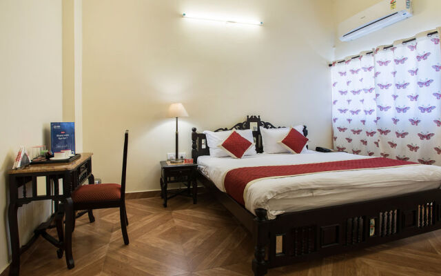 OYO 384 Hotel Noble House