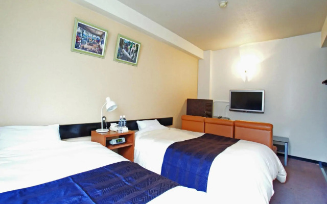 Cerezo Hotel