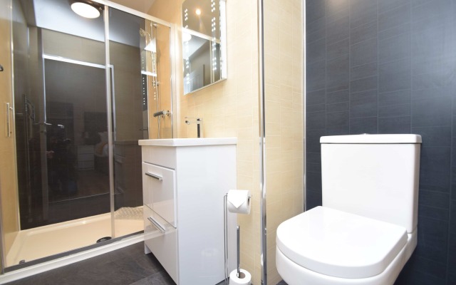 Rosedene Highland House - Emperor Apartment 2