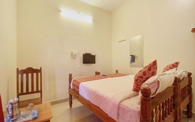 OYO 13009 Whitesands Guest House