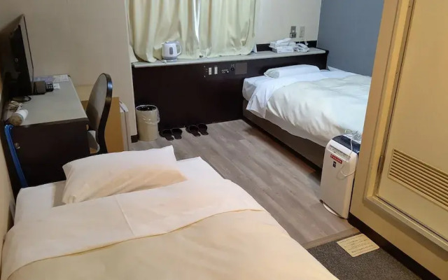 Tsuyama Central Hotel Town House