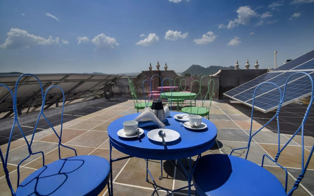 Shiv Villa By OYO Rooms
