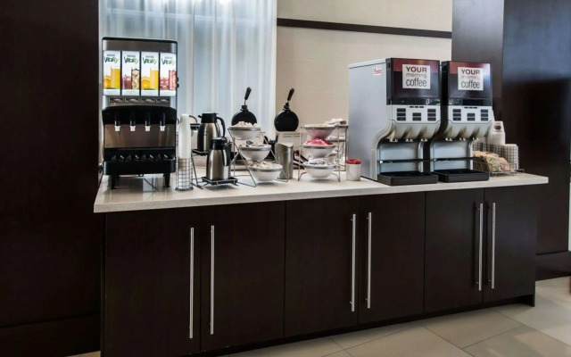 Comfort Suites Miami Airport North