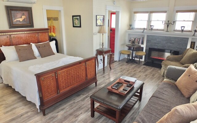 Beach Bungalow-lb