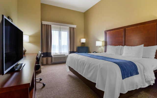 Comfort Inn & Suites Mandan - Bismarck