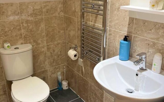 Central Location 2-bed Apartment in Maidstone