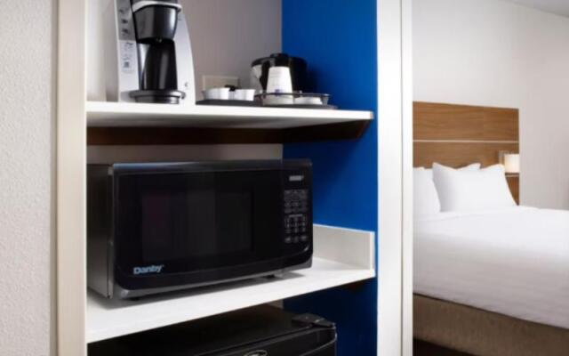 Holiday Inn Express & Suites New Braunfels