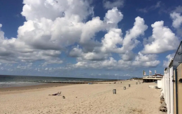 Wifi and Golden Beaches; Home