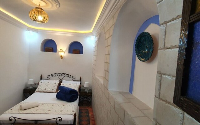 Dar Nokhba Inn