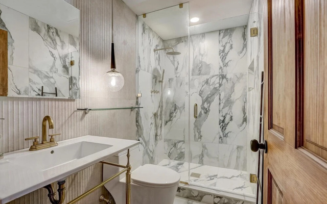 FRONTDESK 313 South St Apts Philadelphia